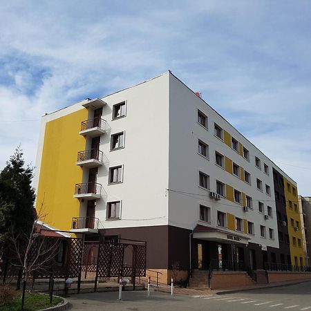 Hotel Dacor Orăştie Extérieur photo