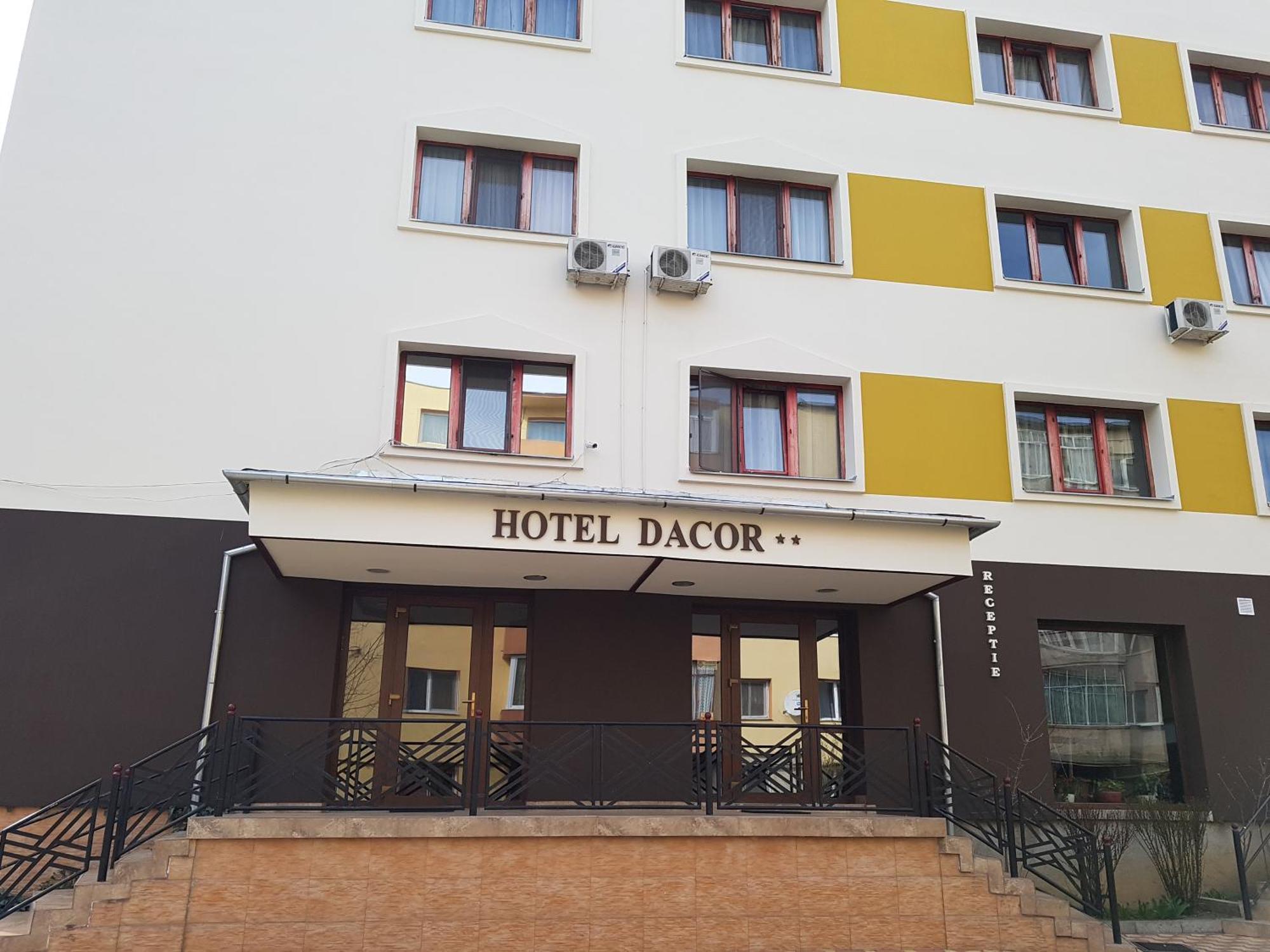 Hotel Dacor Orăştie Extérieur photo