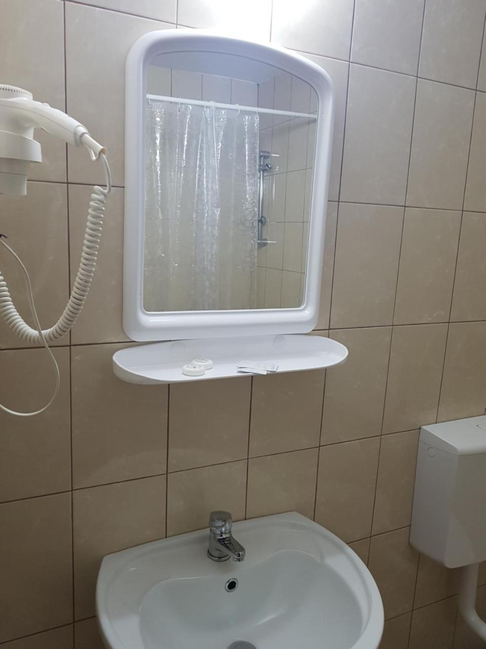 Hotel Dacor Orăştie Extérieur photo