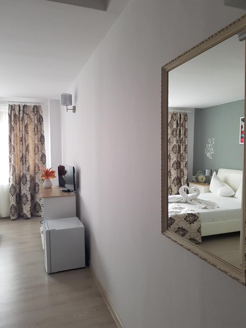 Hotel Dacor Orăştie Extérieur photo